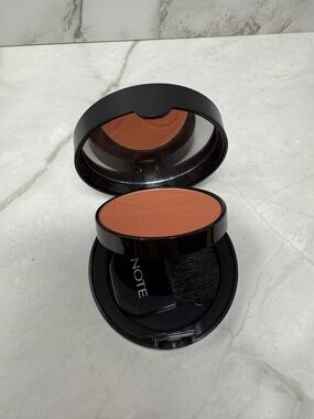 Note Luminous Silk Compact Blusher, 05 Desert Rose